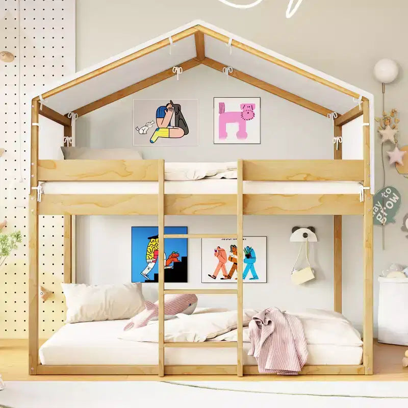 Letto a castello in legno rustico con tenda e scaletta, da due posti