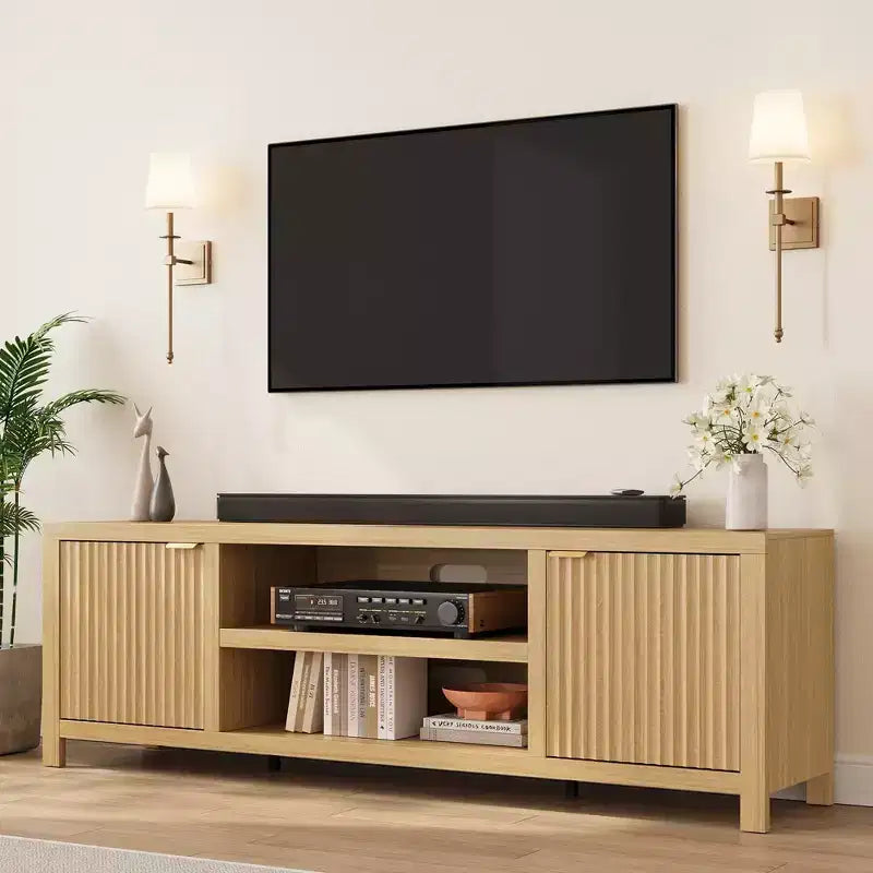 Garvee 70 Mobile TV Centro di Intrattenimento con Contenitore, Anta Scanalata e Maniglia Dorata, Mobile Consolle in Legno per Soggiorno, Camera da Letto