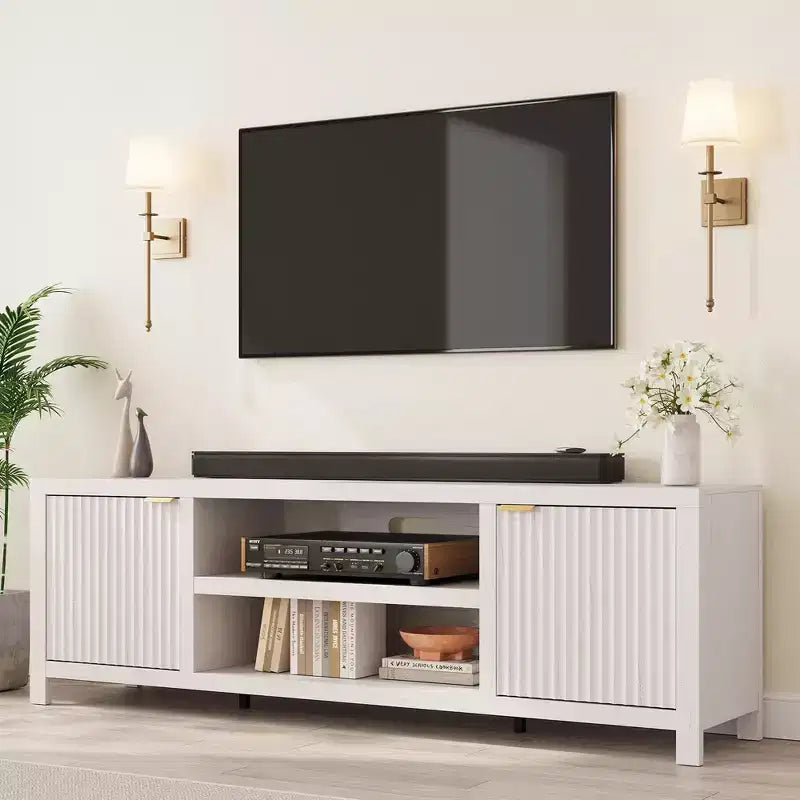 Garvee 70 Mobile TV Centro di Intrattenimento con Contenitore, Anta Scanalata e Maniglia Dorata, Mobile Consolle in Legno per Soggiorno, Camera da Letto