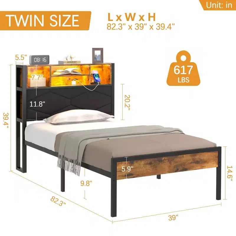 Letto imbottito con struttura in metallo, singolo/una piazza e mezza/matrimoniale, con stazione di ricarica, testiera contenitore con LED e prese USB, marrone