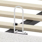 Letto a piattaforma moderno rivestito in Bouclé con testiera curva regolabile